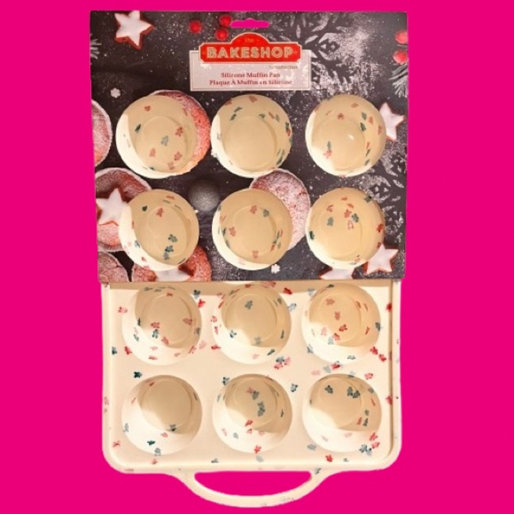 🆕- The Bakeshop- Silicone Muffin/Cupcake Pan Bakeware